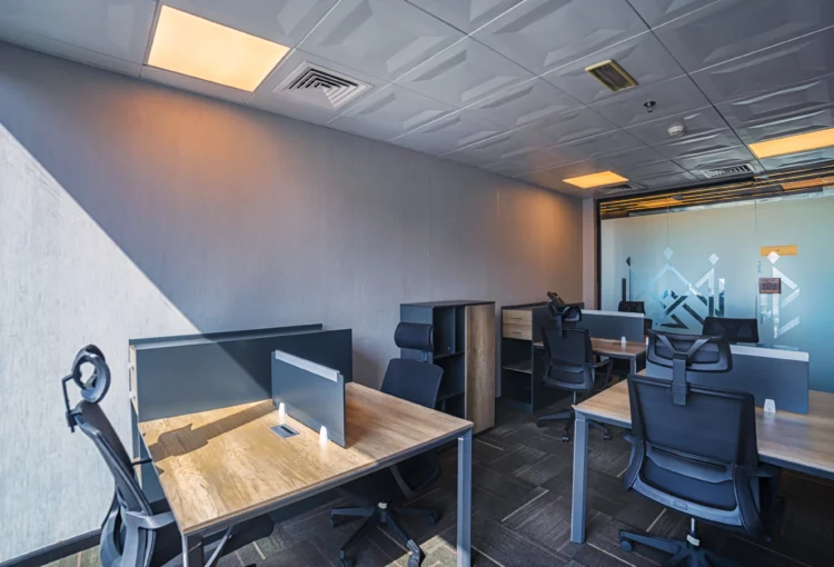 Shared office in dubai